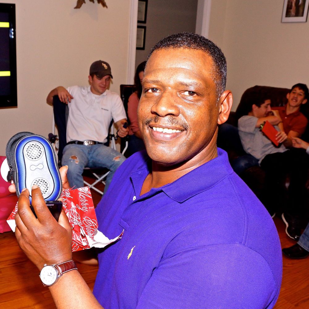 Meet your Posher, Mark a.